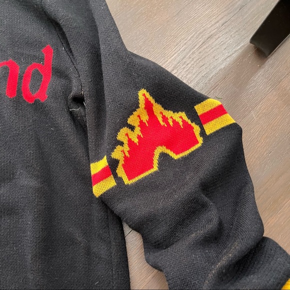 Disneyland long sleeve retro logo sweater small - Picture 4 of 5